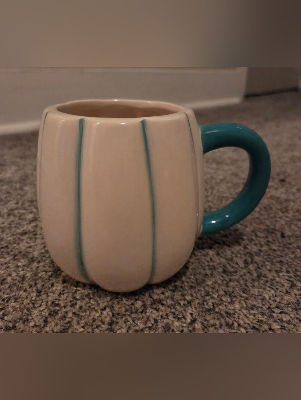 Cream & Blue Pumpkin Shaped Mug with Blue Handle - Classic Ribbed Design